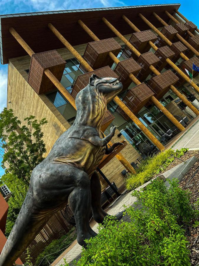 Pangea Hotel Mestecǎneşti Exterior foto