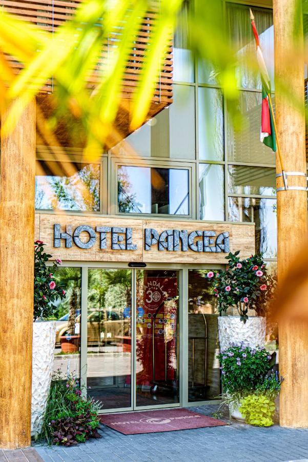 Pangea Hotel Mestecǎneşti Exterior foto